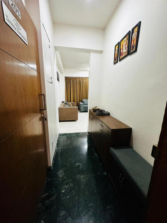 River Front Property Ahmedabad Esterno foto