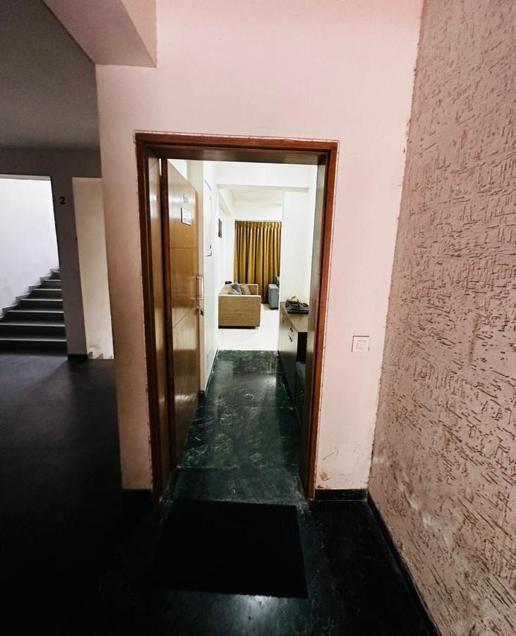River Front Property Ahmedabad Esterno foto
